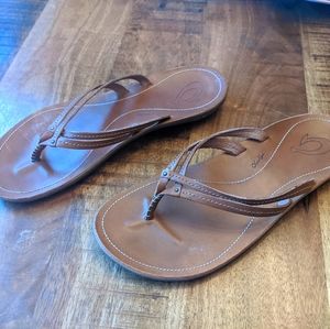 OluKai U'I Leather Sahara Sandal